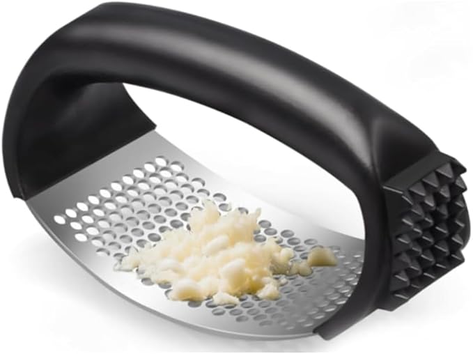 Garlic press Equipped with Soft Ergonomic Handle, Black, Just for Havennest