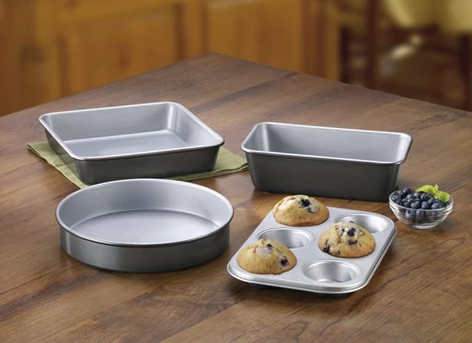 Cuisinart Chef's Classic Nonstick Bakeware 4-Piece Starter Set,Silver/Black