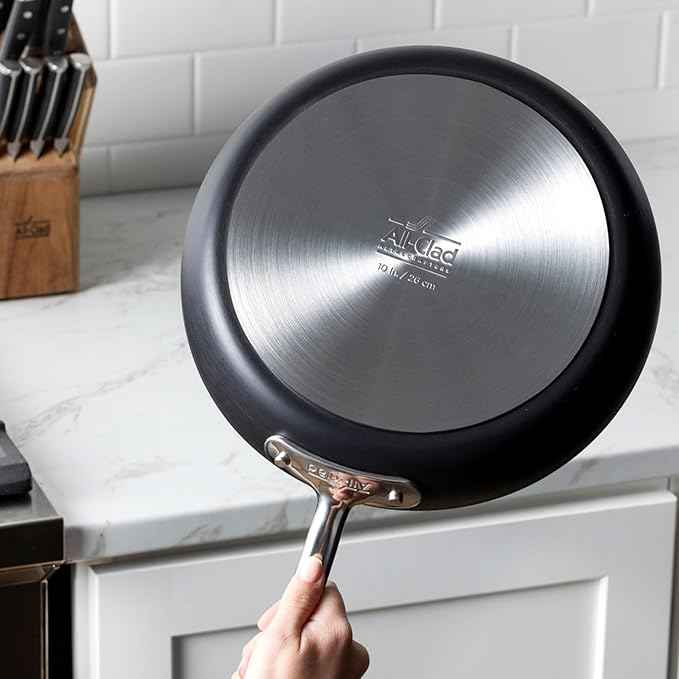 All-Clad HA1 Expert Hard Anodized Nonstick Cookware Set (10 Piece) Pots, Frying Pans, Dishwasher-Safe, Oven-Safe Up to 500°F Compatible with All Stovetops (Gas, Electric & Induction) - Black