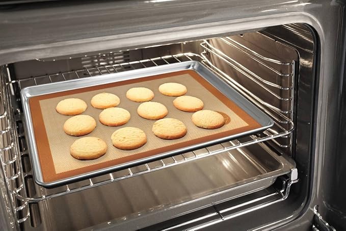 Mrs. Anderson's Baking Half Sheet Pan, 13-Inches x 18-Inches, Heavyweight Commercial Grade 19-Gauge Aluminum