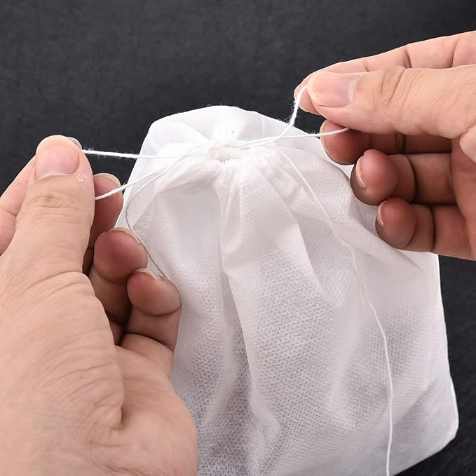 TamBee 8" x 10" Tea Bags DIY Disposable Bag Reusable Tea Bags for Loose Tea Empty Drawstring Seal String Bag Non Woven for Coffee Cook Bath Desiccant 100 Pcs
