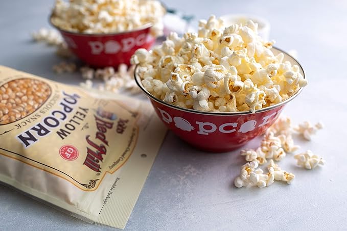 Bob's Red Mill Yellow Popcorn, 30oz (Pack of 4) - Non GMO, Whole Grain, Vegan, Kosher
