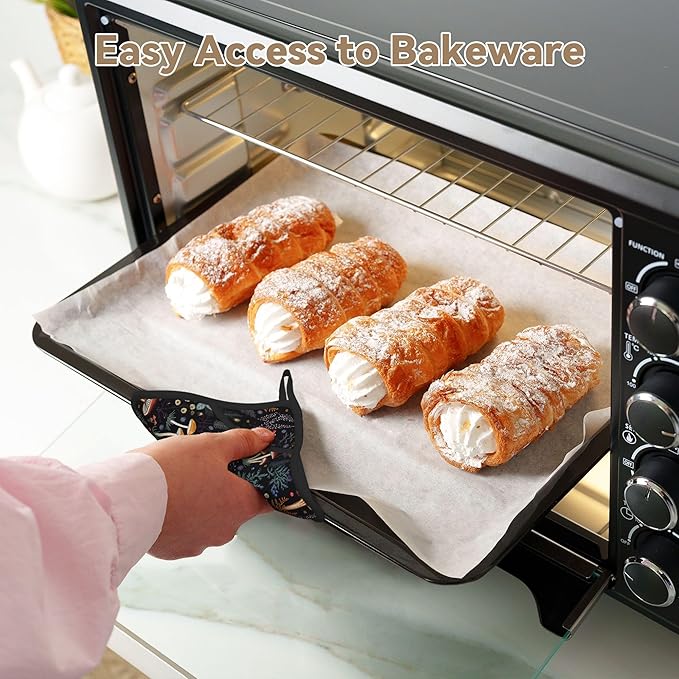 Mushroom Oven Mitts and Pot Holders Set Silicone Kitchen Gloves Potholders Heat Resistant for Chef Baking Cooking Grilling BBQ (Set of 4)