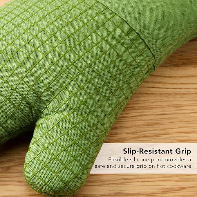 KITCHENAID Gourmet Series Gridlines Oven Mitts 2-Pack Set, Heat Resistant up to 600°F, Soft Silicone Grip, Magnetic Cuff, Matcha Green, 7"x14"