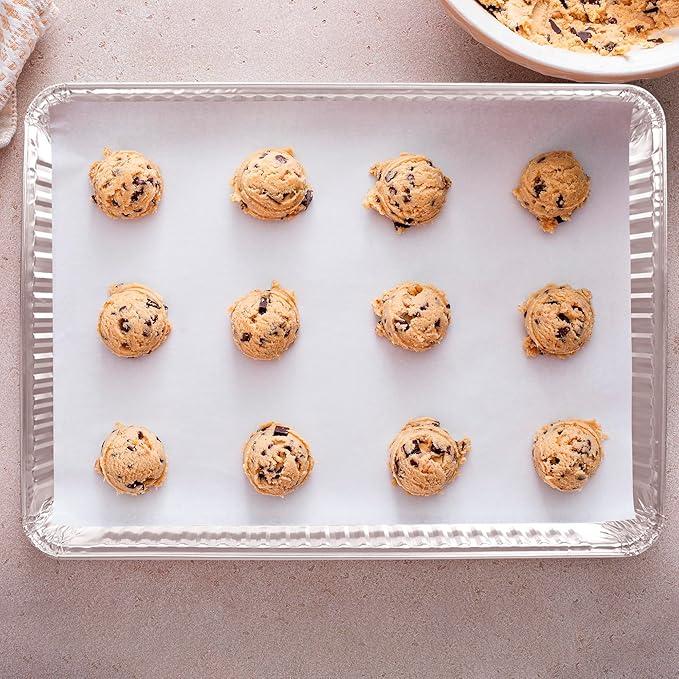 PLASTICPRO Aluminum Pans 20 Pack Disposable Cookie Sheets 13 x 17 Baking Pans Premium Quality Heavy Duty Sheet Pans