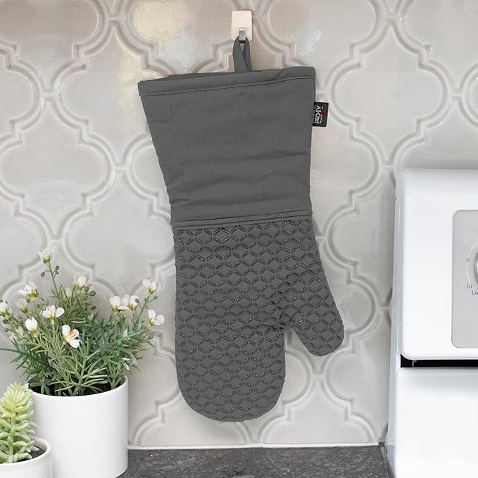 All-Clad Premium Ogee Silicone Printed Oven Mitt: Heat Resistant to 500 Degrees - 100% Cotton and Silicone, 14"x7" Oven Mitt for Kitchen and Barbeque, 2-Pack, Pewter