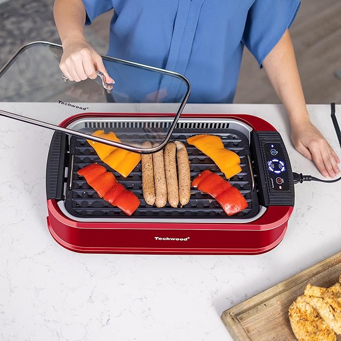 Indoor Smokeless Grill, Techwood 1500W Electric BBQ Grill with Temperature Control, Korean Grill Removable Non-Stick Grill & Griddle Plates, Tempered Glass Lid, Red