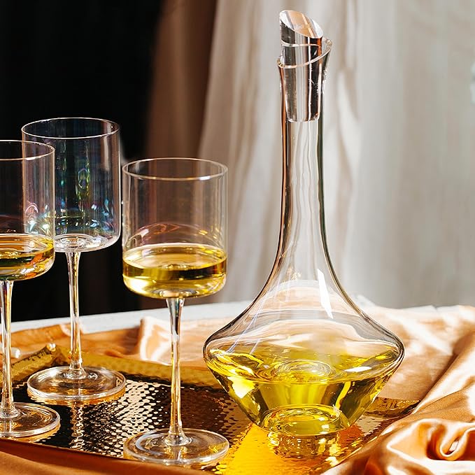 BTaT- Wine Decanter with Stopper, Red Wine Decanter with Lid