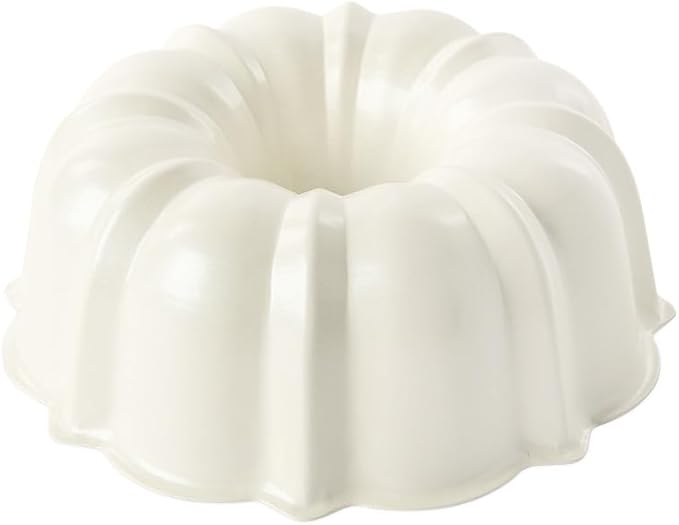 Nordic Ware Formed Bundt, 12 Cup, Glacier White