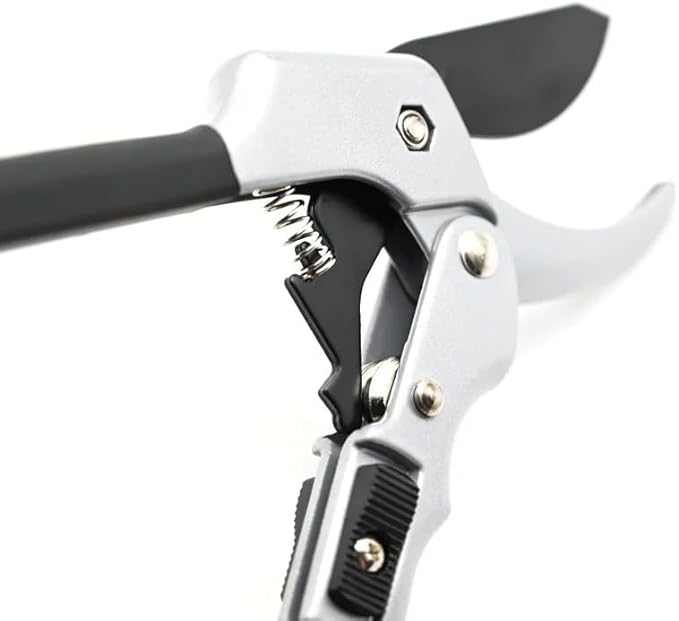 SK5 Ratchet Pruning Shears for Weak Hands Heavy Duty Garden Clippers with Spring Assist and Ergonomic Grip for Branches and Fruit Trees