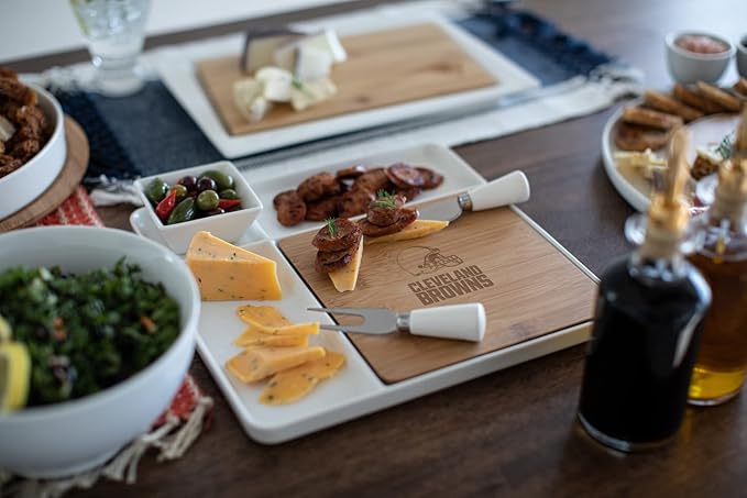 Picnic TIME NFL Peninsula Cutting Board & Serving Tray - Cheese Board - Charcuterie Board - Appetizer Plate, Bamboo & White Ceramic