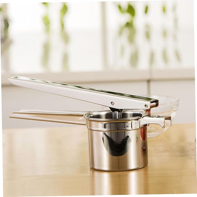 Manual Lemon Juicer Citrus Press Long Handle Stainless Steel Dishwasher Safe for Household Use