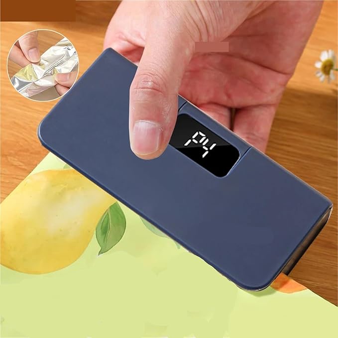 Food Vacuum Sealer, Mini Heat Sealer Plastic Bag Sealing Machine Rechargable Storage Package Handheld Clip Food(White)