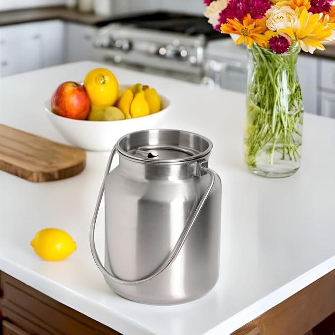 Lindy's Stainless Steel Seamless 1-Gallon Milk Jug, Milk Can, Milk Pail, Anti-Leak Liquid Storage Container with Tight Lid and Long Swivel Handle