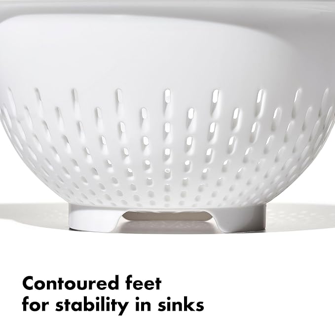 OXO Good Grips 3 QT Plastic Colander