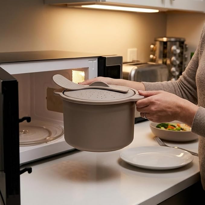 Microwave Rice & Grain Cooker – Easy Cook Container with Locking Lid, Heat-Resistant Handles – Includes Measuring Cup & Mixing Paddle – Cooks Rice, Grains, Veggies & More