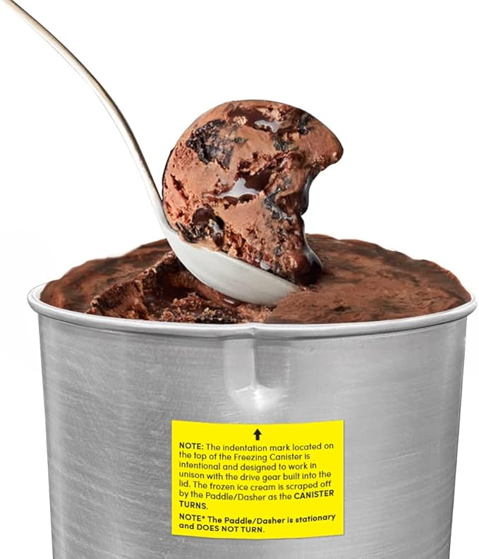 Elite Gourmet EIM-924LX 4 quart Old Fashioned Electric Ice Cream Maker, Pine Bucket