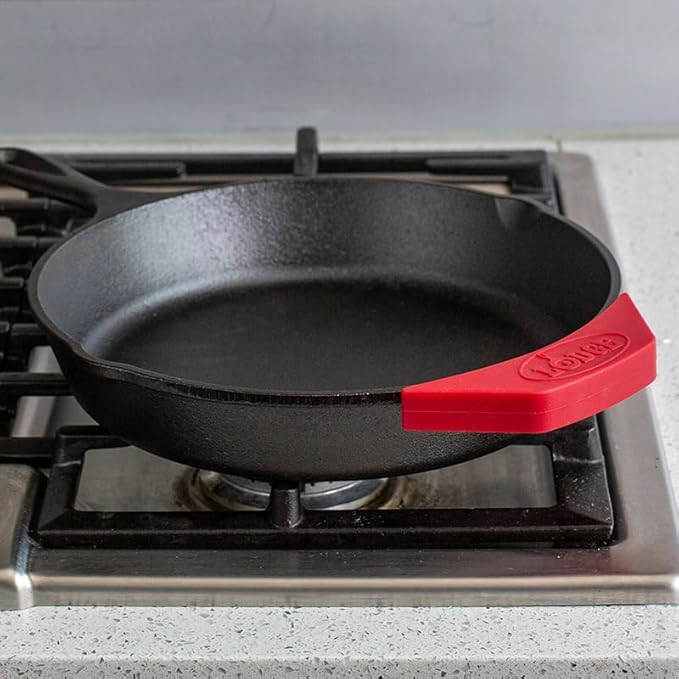 Lodge Silicone Assist Handle Holder - Dishwasher Safe Hot Holder Designed for Traditional Lodge Cast Iron Dual Handle Products - Reusable Heat Protection Up to 450° - Red (Pack of 2)