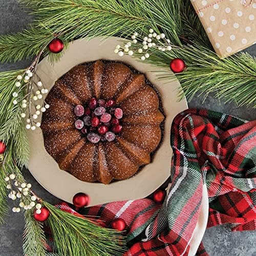 Nordic Ware Formed Treat Bundt Pan, 12-Cup, Silver