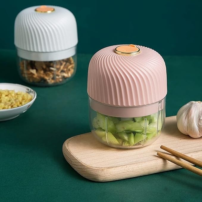 250ml Electric Garlic Chopper, Mini Food Processor Masher Crusher, Garlic Grinder with USB Charging for Onion Ginger Vegetable Pepper Spice Meat (Gray : White)