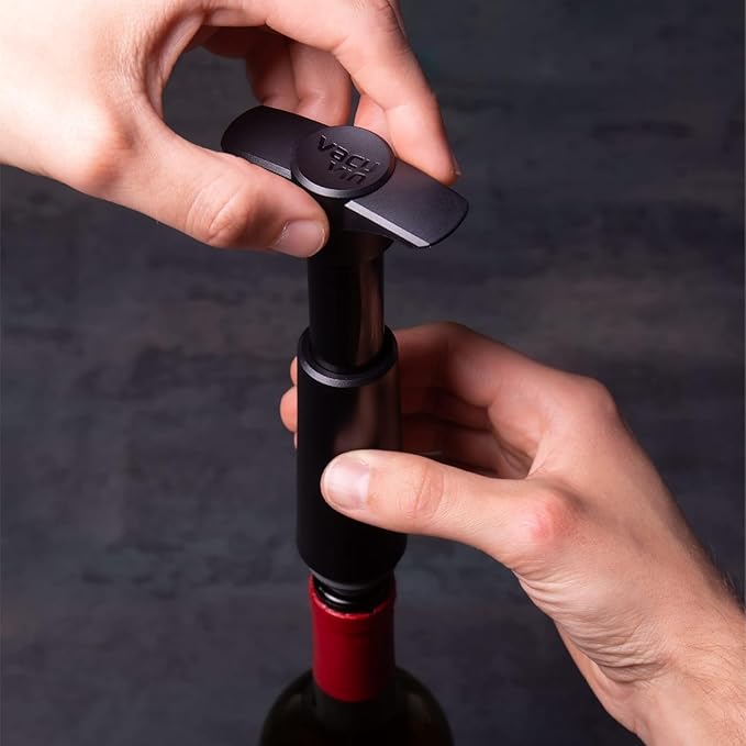 Vacu Vin Wine Saver Pump Gray with Vacuum Wine Stopper - Keep Your Wine Fresh for up to 10 Days - 1 Pump 4 Stoppers - Reusable - Made in the Netherlands