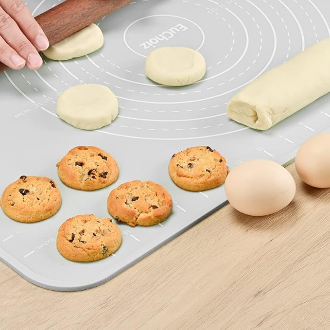 Silicone Pastry Mat 28"*20" Extra Thick Non Stick Baking Mat Food Grade Silicone Dough Rolling Bake Mat with Edge Heightening Light Grey