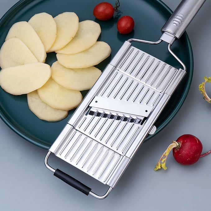 Handheld Food Grater,Professional Zester Slicing Set with 4 Interchangeable Blades for Lime,Cheese,Garlic,Ginger,Chocolate,Vegetable,Fruits