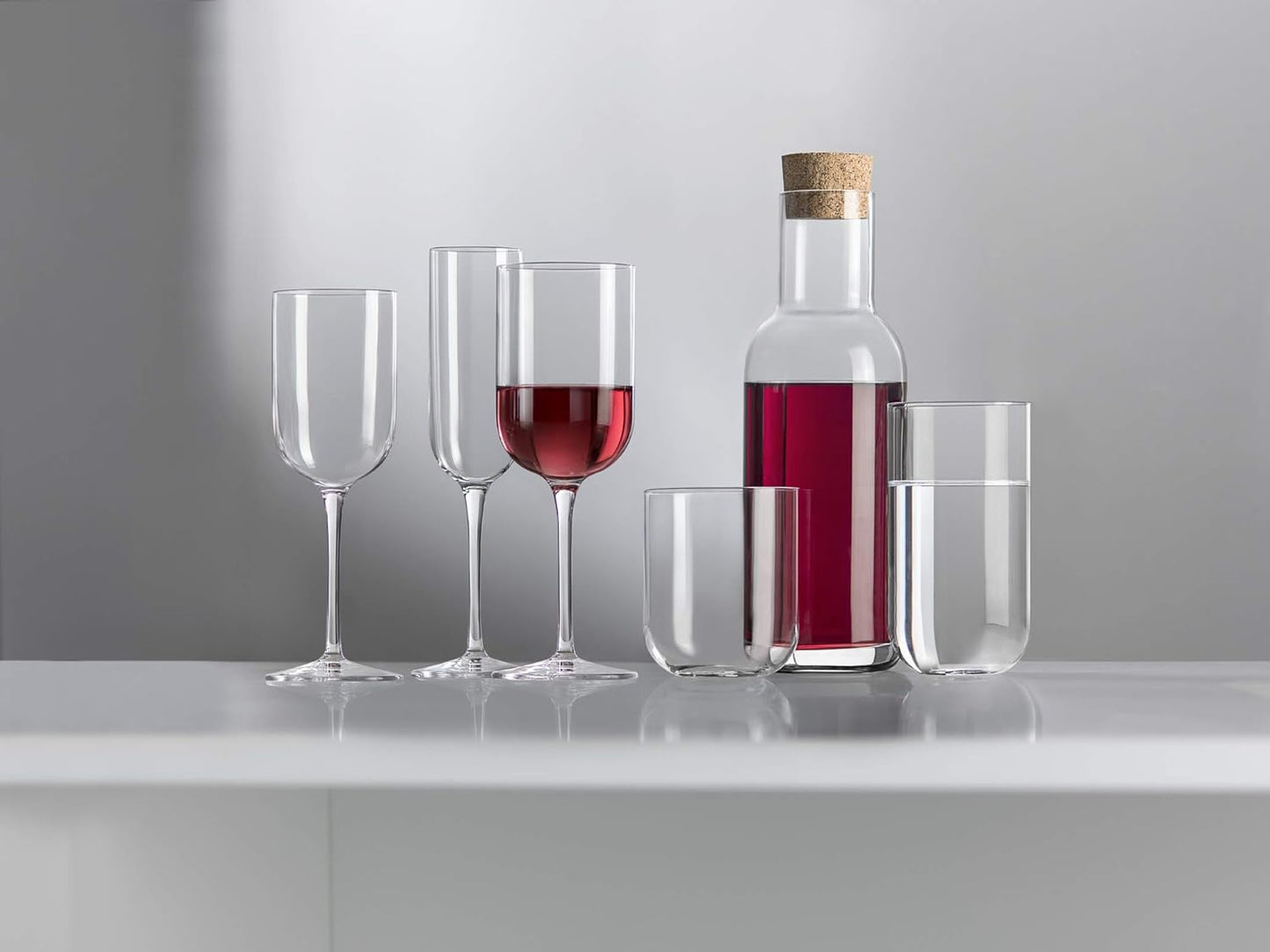 Luigi Bormioli Sublime 34 oz Carafe with Cork Stopper – Elegant Ultra Clear Glass Carafe For Wine, Water, Juice, Milk, Coffee, Iced Tea – Wide Mouth Carafe For Restaurants & Home Use – Made In Italy