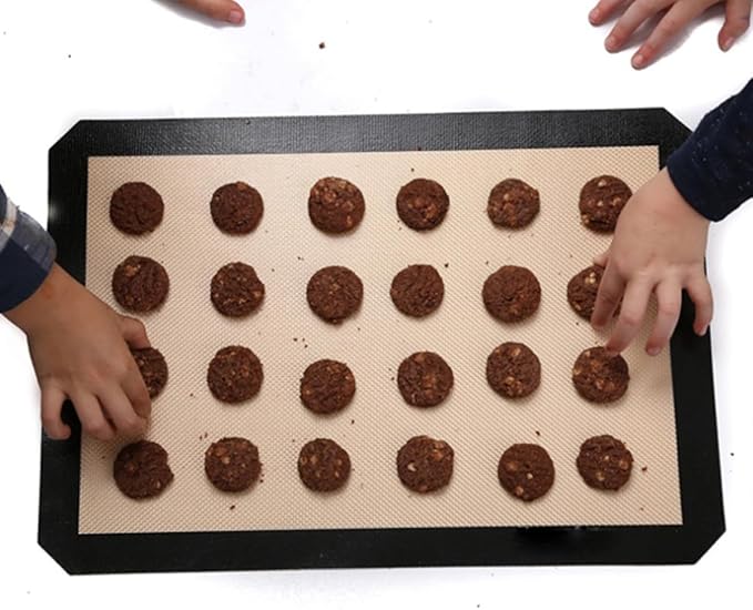 Cabilock 4pcs Nonstick Silicone Baking Mats Oven Liners for Easy Cleanup Reusable Bake Pans Cushions for Macarons and Pastries