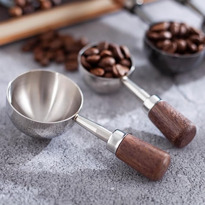 2 PCS Coffee Scoop Vintage Coffee Measuring Spoons Stainless Steel Coffees Spoon With Nature Walnut wood Handle Long Wooden Handle Coffees Scoop Kitchen Utensil Loose Tea Spoons Perfect for Coffee Tea