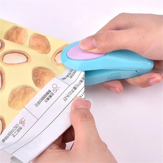 Kitchen Accessories Tools Mini Portable Food Clip Heat Sealing Machine Sealer Home Snack Bag(White-1)
