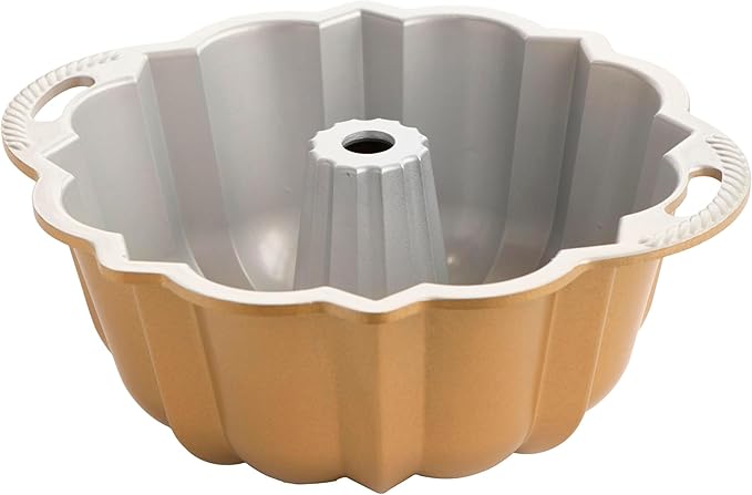 Nordic Ware Anniversary Bundt 12 Cup, Gold