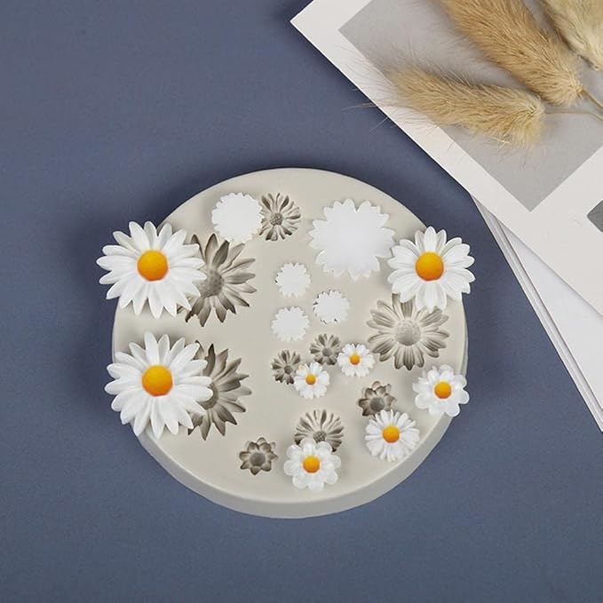 Gray Cute Flower Silicone Daisy Molds Fondant Candy Chocolate Cupcake Topper Fudge Polymer Clay Candy Making Supplies Pastry Baking Molds