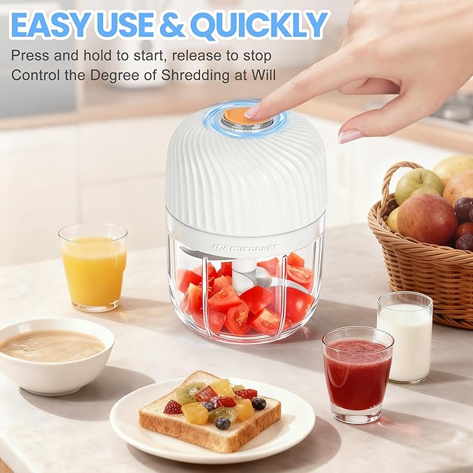 Electric Garlic Chopper, Portable Veggie Chopper, 350ML Garlic Grinder Masher Onion Grinder, Blender to Vegetable, Cordless Food Processor for Ginger, Chili, Fruit, Meat, Spices, Beans-New