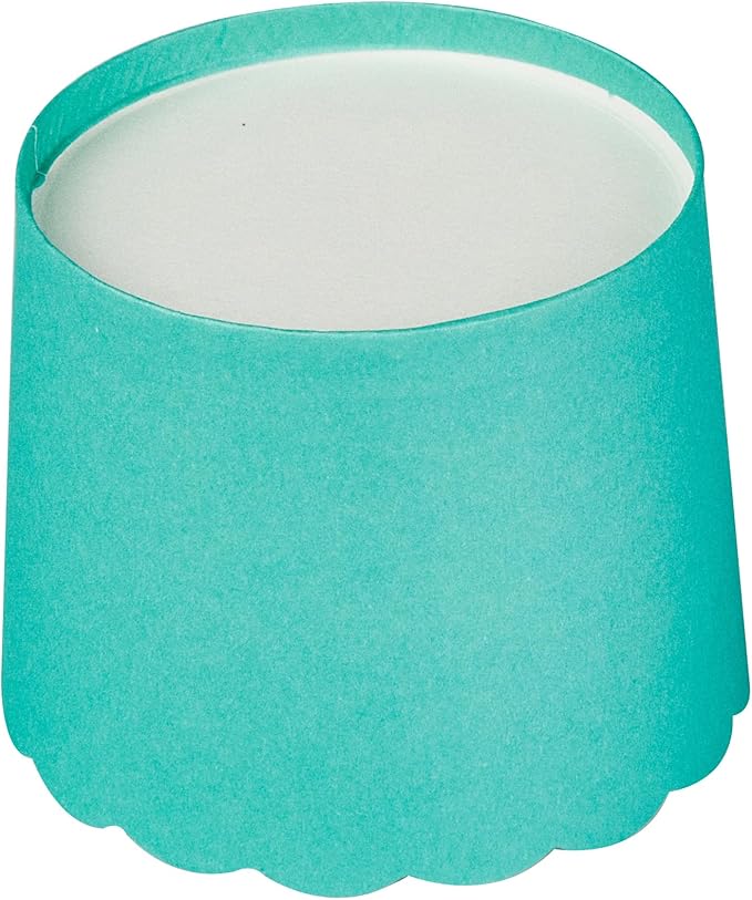 Restaurantware Baking Cups 200 Pack of 6 oz Paper Cupcake Liners Greaseproof Scalloped Oven-Safe Elegant Dessert Muffin Cups Disposable for Parties