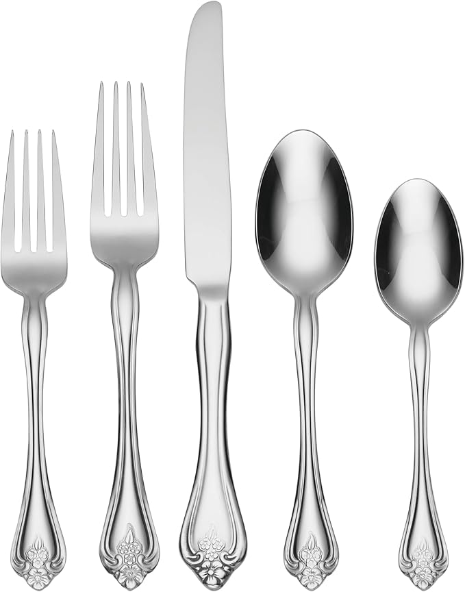 Oneida Silverware Set, Boutonniere 45 Piece Everyday Flatware Set, Service For 8, 18/0 Stainless Steel Silverware Sets, Mirror Finish, Dishwasher Safe, Home And Kitchen Utensils (Silver, 45 Piece)