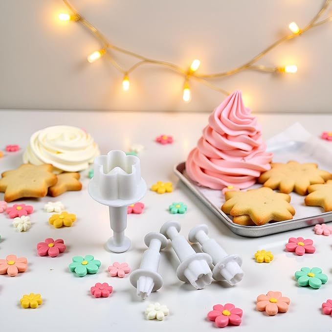 4Pcs White Flower Plunger Cookie Cutter DIY Blossom Flower Cake Fondant Mold Plastic Cake Decorating Tools Baking Accessories Cookie Cutters For Baking Plastic, Dessert and Candy Sculpting Tools