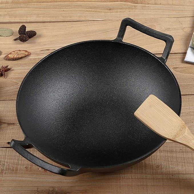 Cast Iron Wok Pan, No Chemical Flat Bottom Stir Fry Pan with 2 Handled and Wooden Lid for Electric, Induction & Gas Stoves-36cm in Diameter
