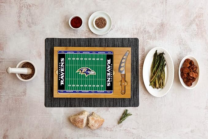 PICNIC TIME NFL Football Field Icon Glass Top Cutting Board & Knife Set, (Parawood & Bamboo)