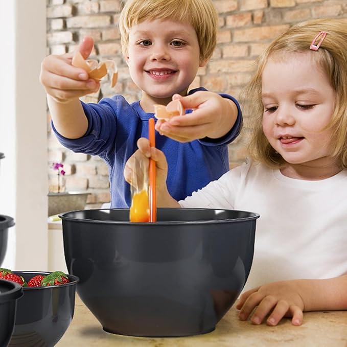 Greentainer Plastic Mixing Bowls with Lids Set for Kitchen, 5 Set Nesting Bowls for Mixing, Baking, Prepping, Cooking and Serving Food, Mixing Bowls Dishwasher, Microwave Safe