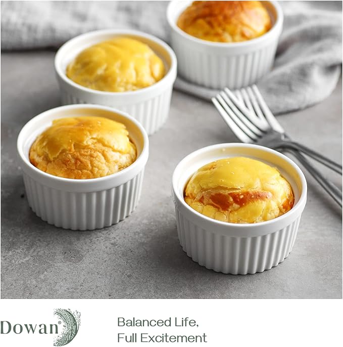 DOWAN Ramekins with Lids 4 oz Oven Safe, Creme brulee Souffle Dishes Ramekins with Covers, Porcelain Small Bowls for Baking Custard Cups, Set of 6, White