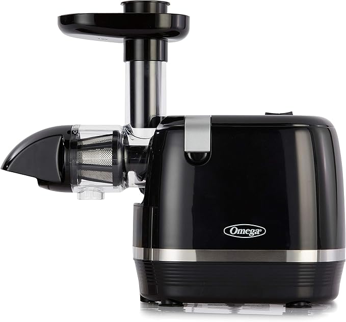 Omega H3000D Cold Press Juicer Machine, Vegetable and Fruit Juice Extractor, Triple-Stage Slow Masticating Juicer, 150 W, Black