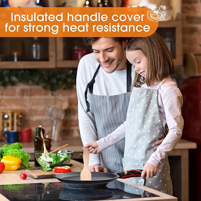 Lallisa 8 Sets Cast Iron Fajita Plate Set Fajita Plate Pan with Wooden Tray Anti Scald Protection Hot Mitt Cast Iron Skillet Set for Home Barbecue Kitchen Party Restaurant Catering Service