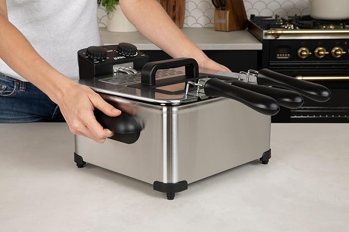 Alpha Living Electric Deep Fryer – 4.5L Deep Fryer with Basket with 2-Quart and 4-Quart Baskets – High-Grade Stainless Steel – Temperature Control and Timer – Ideal for Fried Chicken, Fries