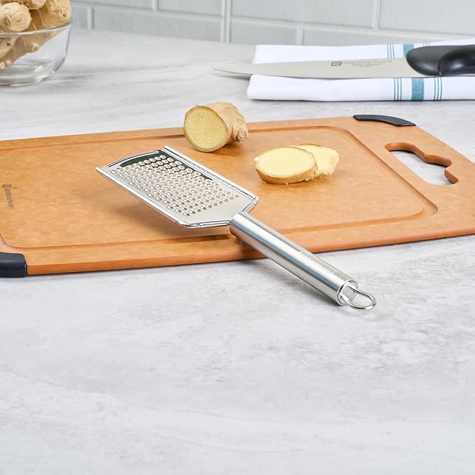 Restaurantware-German Standard Fine Handheld Graters, 6 Flat Cheese Graters - Dishwashable, Durable, Stainless Steel Food Grater With Handle, Suitable For Chocolate, Nutmeg, Garlic, Lemon, And, More