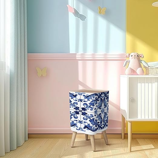 Small Trash Can with Lid Sicilian ceramic style tile featuring blue decorative flourishes Wastebasket with Press Cover Dog Proof Garbage Can Waste Bin for Kitchen Bathroom Nursery 2.6 Gallon