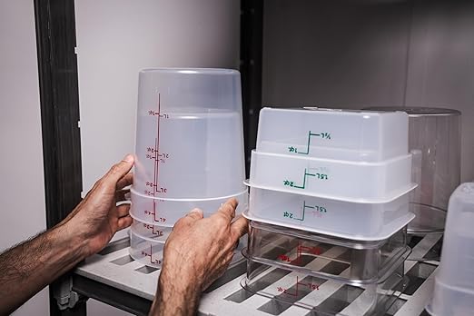 Cambro Food Storage Containers with Lids (BPA-Free) - 4 Quart - Food Grade Buckets with Lids (2 Pack) - For Dough Proofing and Brining (Translucent)