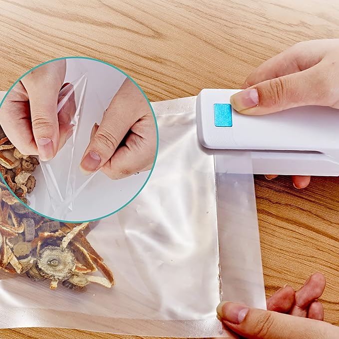 Handheld Heat Vacuum Sealer Mini Portable Sealer Small Household Plastic Bag Sealer Multifunctional Snack Sealer (Color : White, Size : 11.5x3.8x3.5cm)