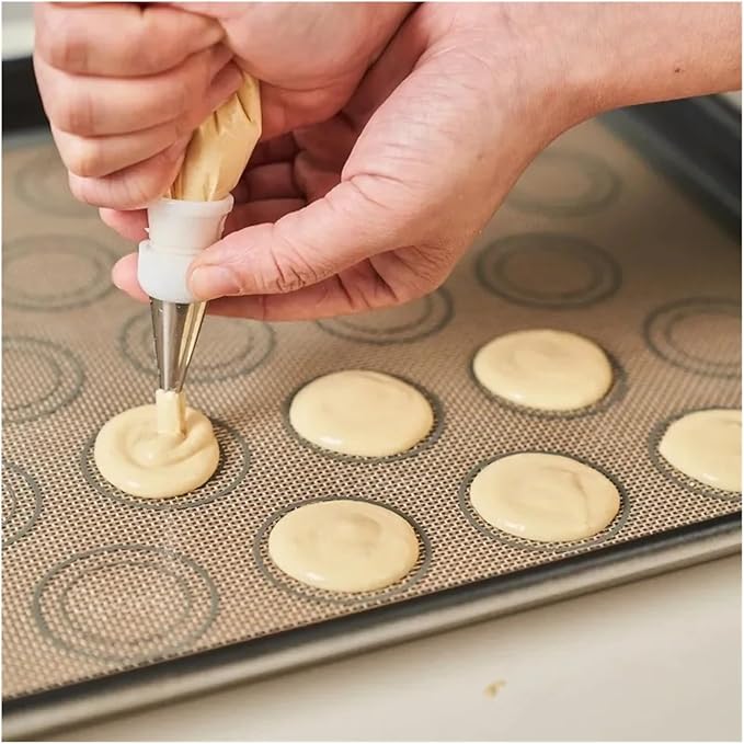 1 Piece Silicone Baking Mat Non Stick Heat Resistant Oven Liner Sheet for Cookie Macaron Bread Tool(Black 42x29.5cm)