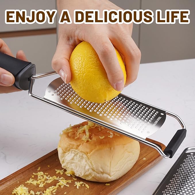 Cheese Grater Lemon Zester, Stainless Steel Grater Citrus Zester Tool for Parmesan Cheese Lemon, Ginger, Cheese, Nutmeg, Potato, Chocolate and Garlic, With Protective Cover-Black